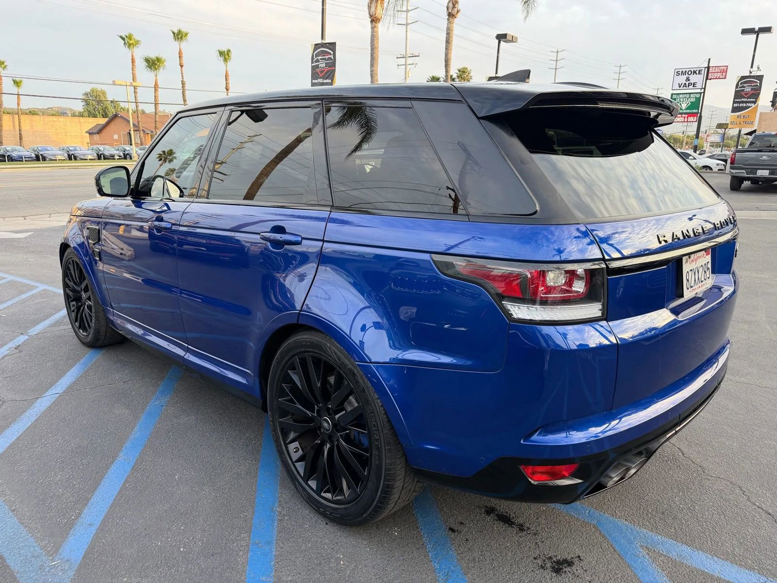 Used 2017 Land Rover Range Rover Sport SVR AWD/4WD image 5