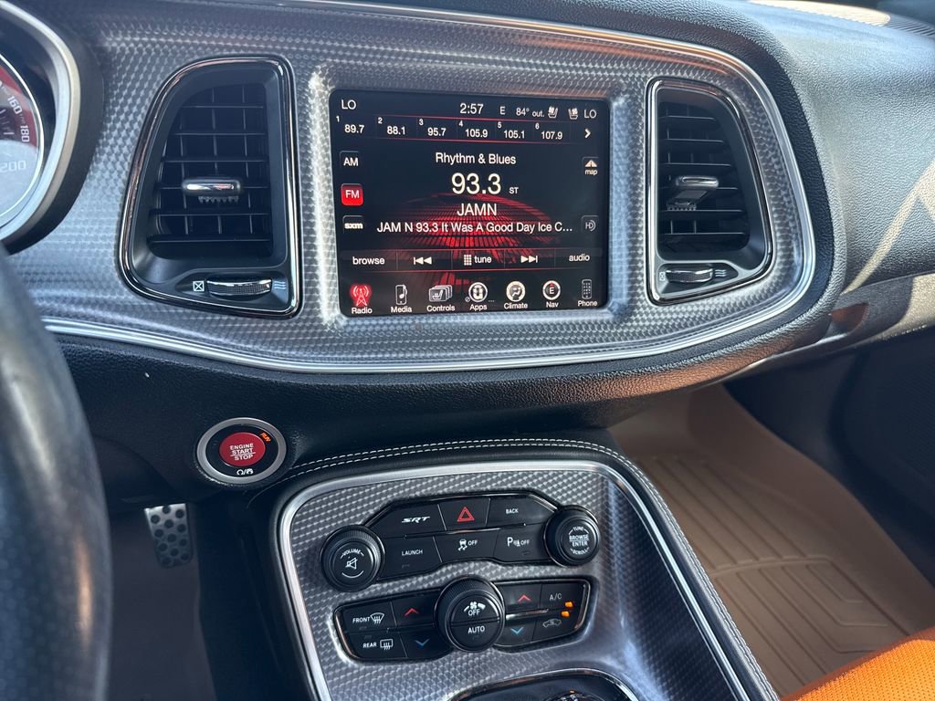 Used 2016 Dodge Challenger SRT Hellcat image 18