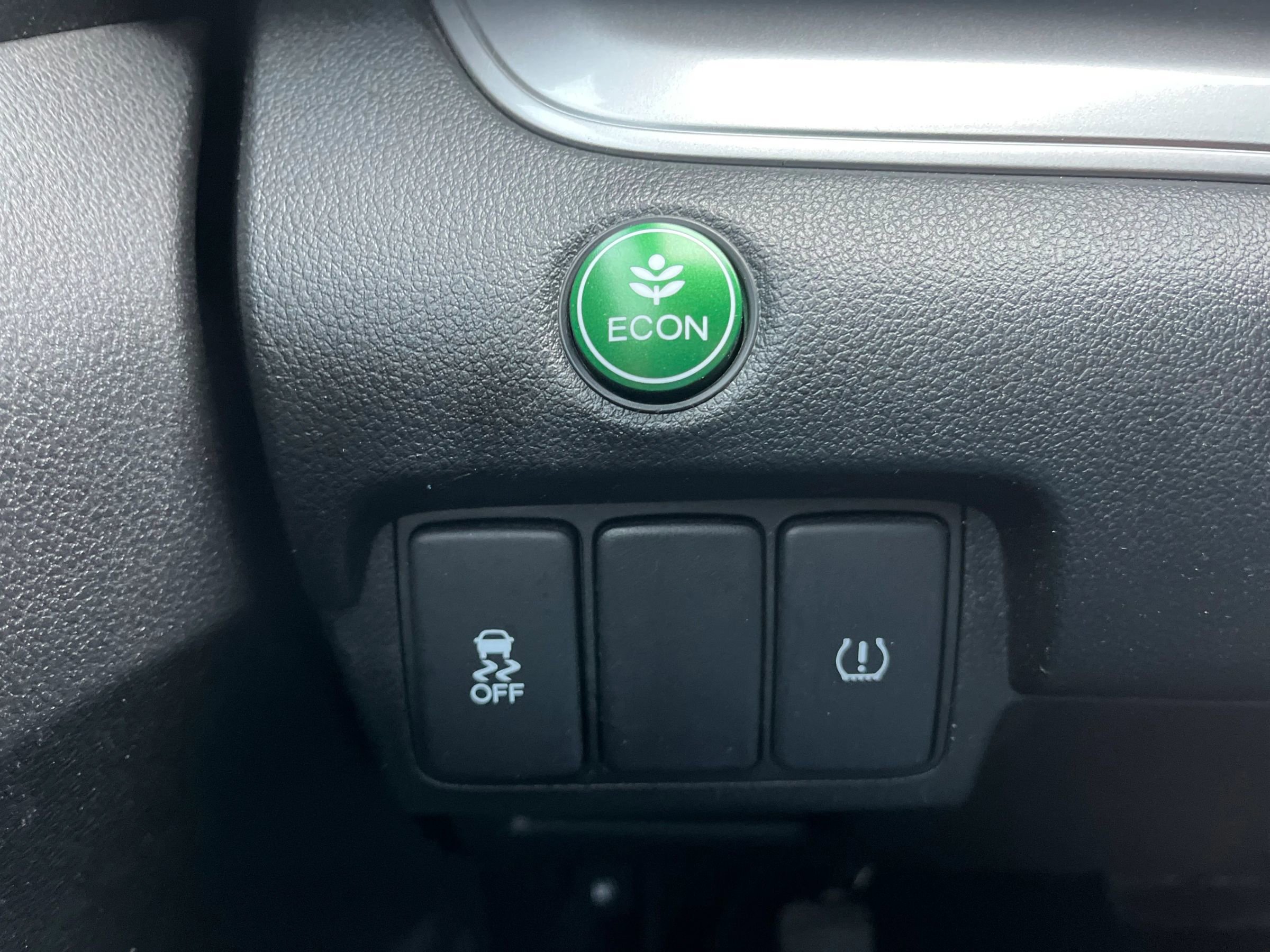 Used 2015 Honda CR-V LX image 25