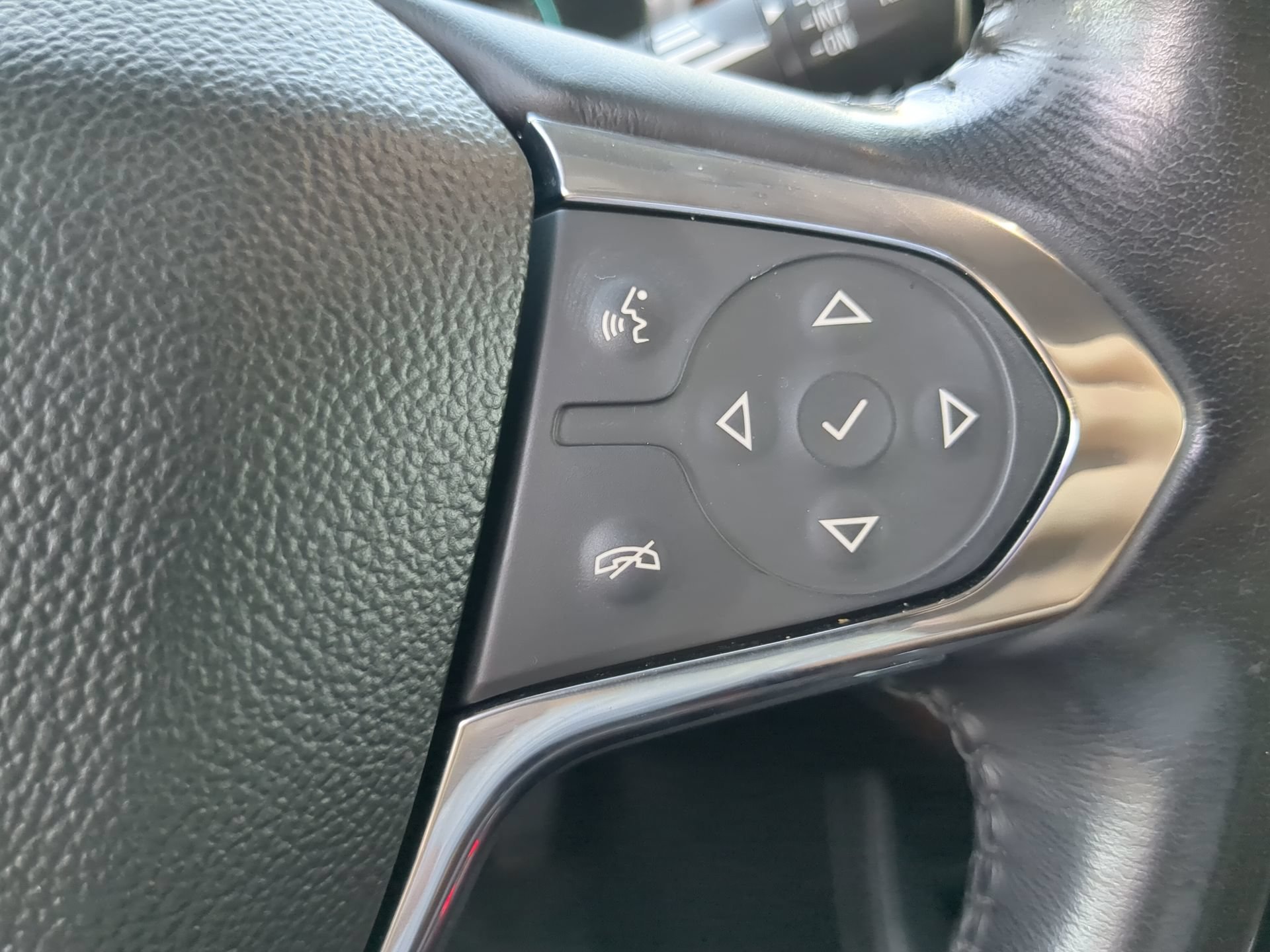 Used 2019 Chevrolet Traverse High Country AWD/4WD image 69
