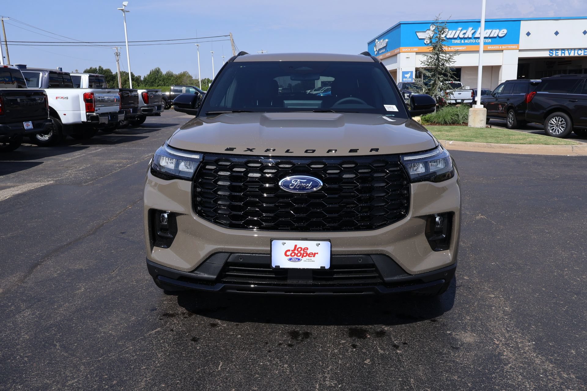 New 2026 Ford Explorer ST-Line w/ ST-Line Street Pack AWD/4WD image 10