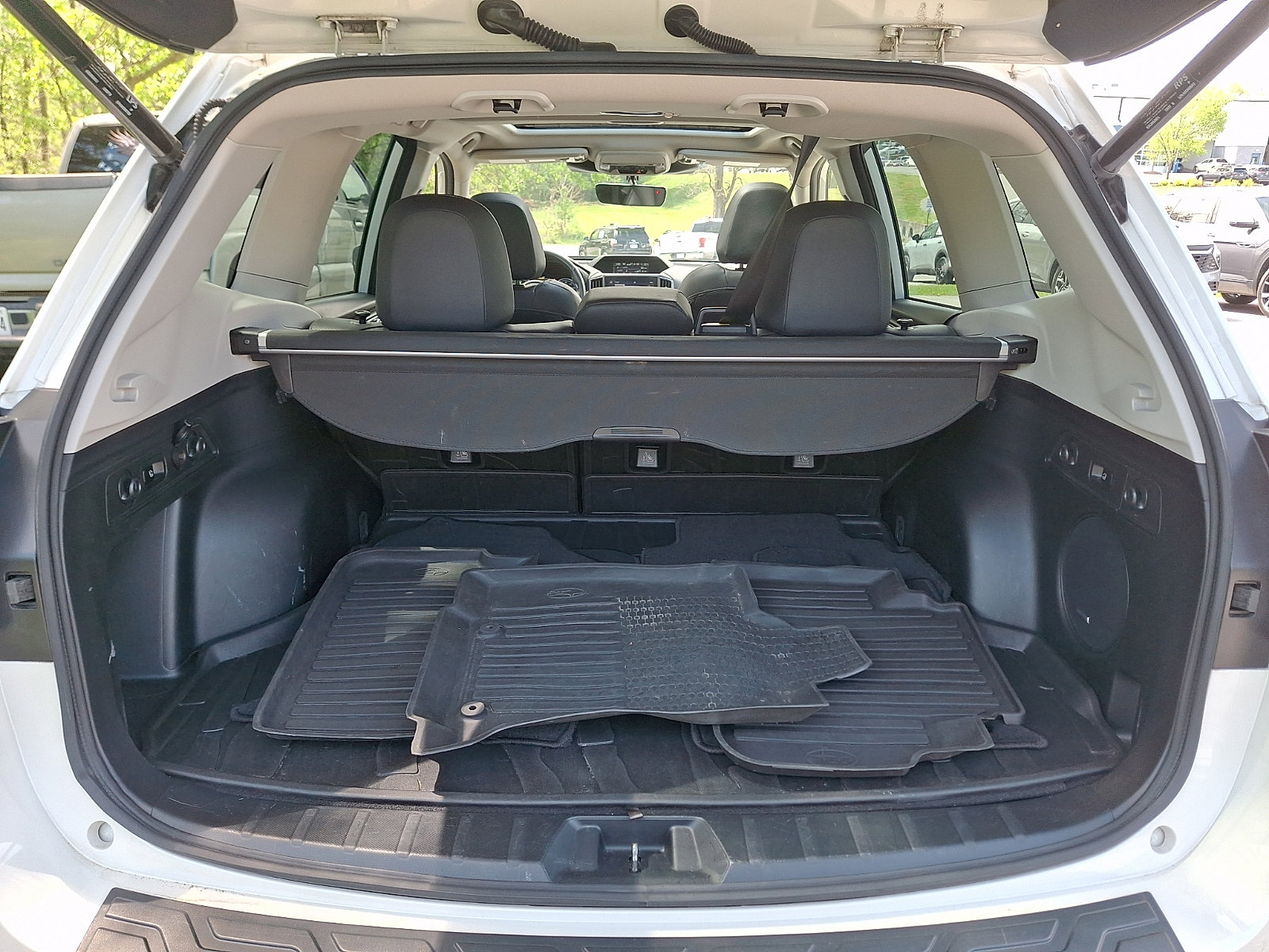 Used 2023 Subaru Forester Limited w/ Popular Package #2 AWD/4WD image 31