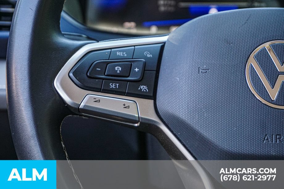 Used 2024 Volkswagen Taos SE FWD image 28