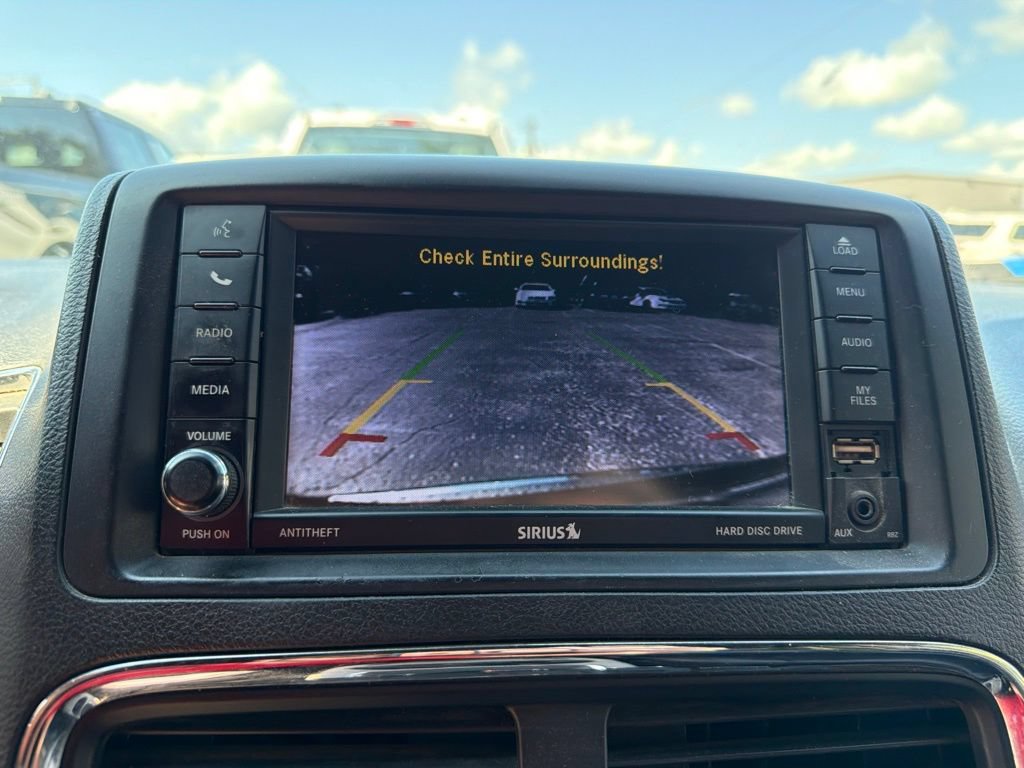 Used 2018 Dodge Grand Caravan SXT FWD image 32