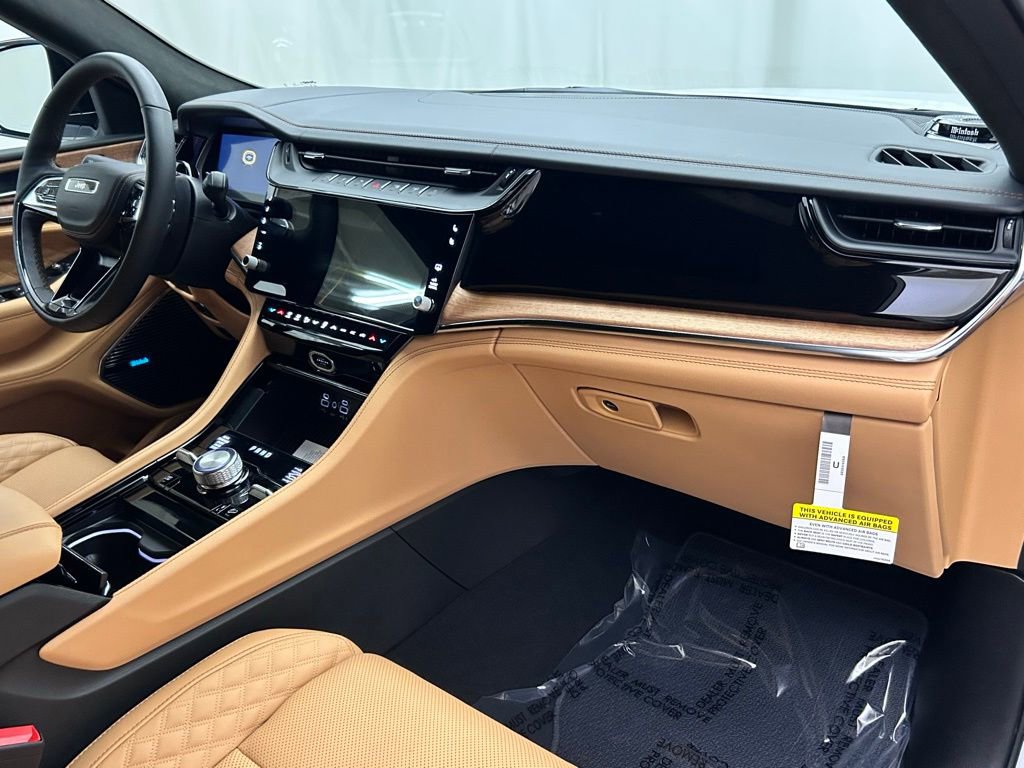 New 2026 Jeep Grand Cherokee L Summit image 19