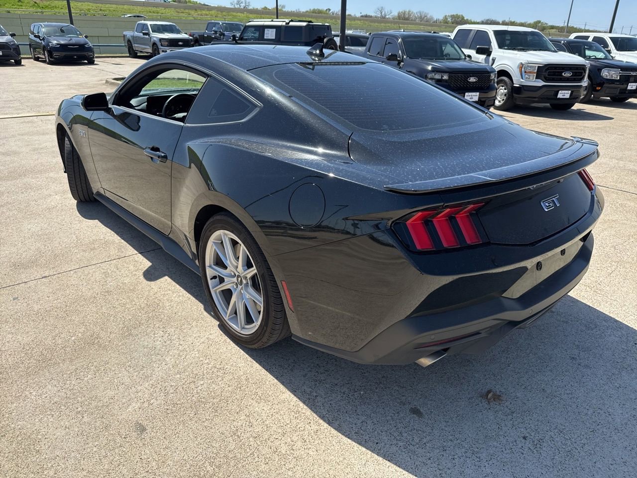Used 2024 Ford Mustang GT Premium image 5