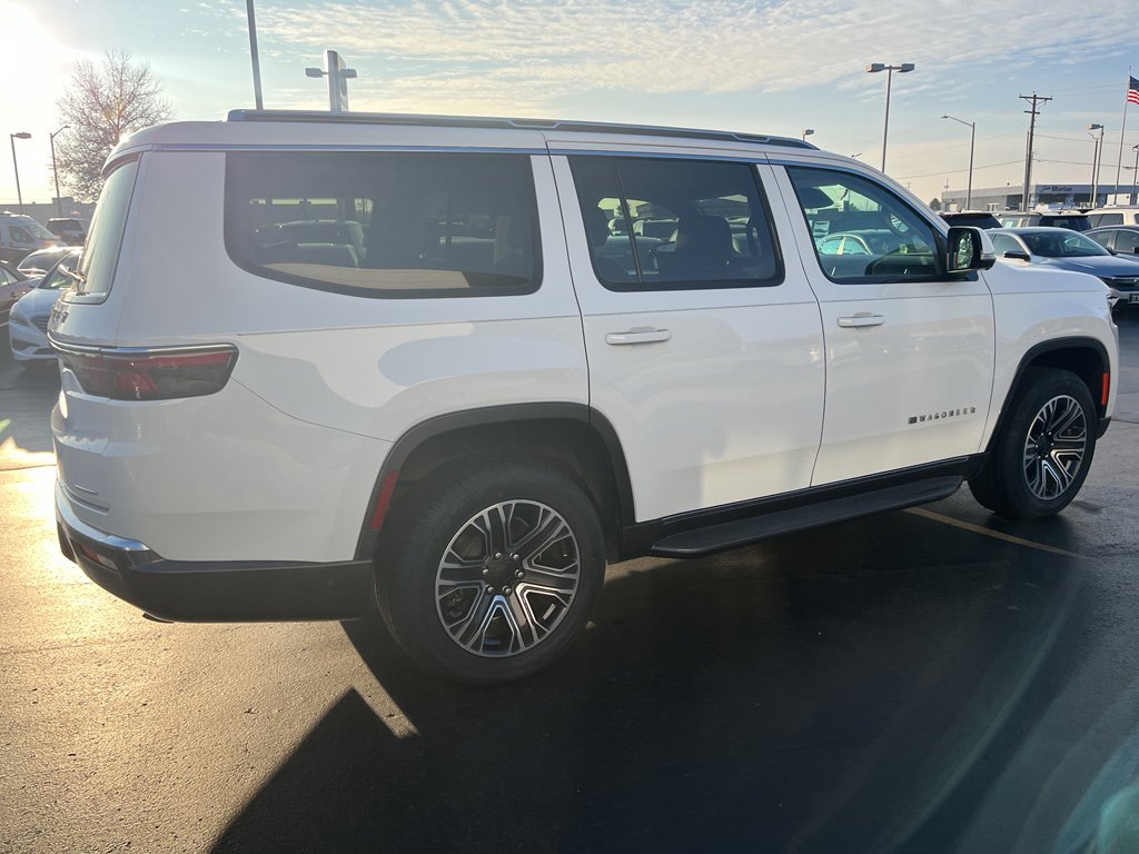 Used 2022 Jeep Wagoneer Series III w/ Convenience Group I image 7