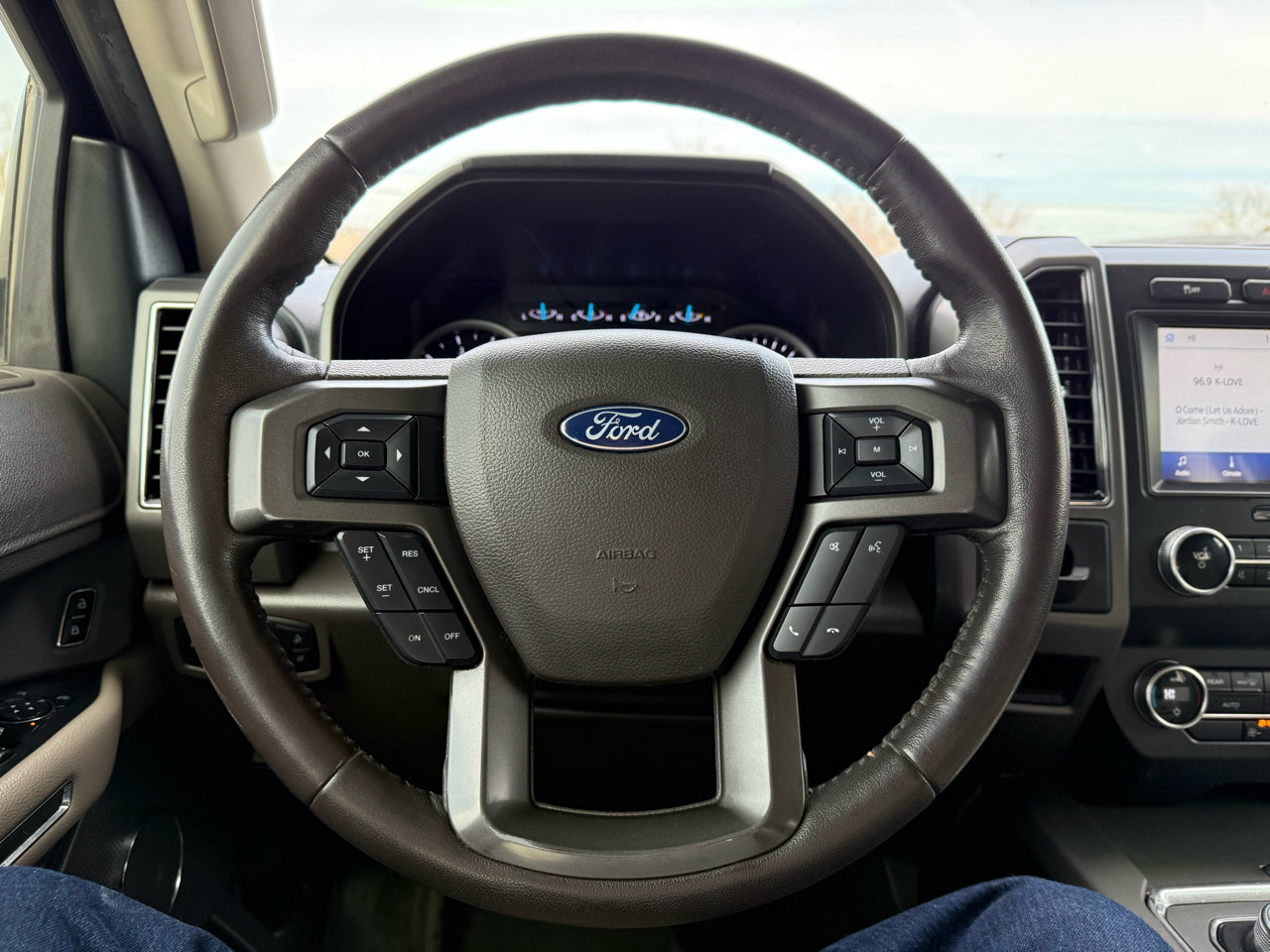 Used 2020 Ford Expedition Max XLT image 22