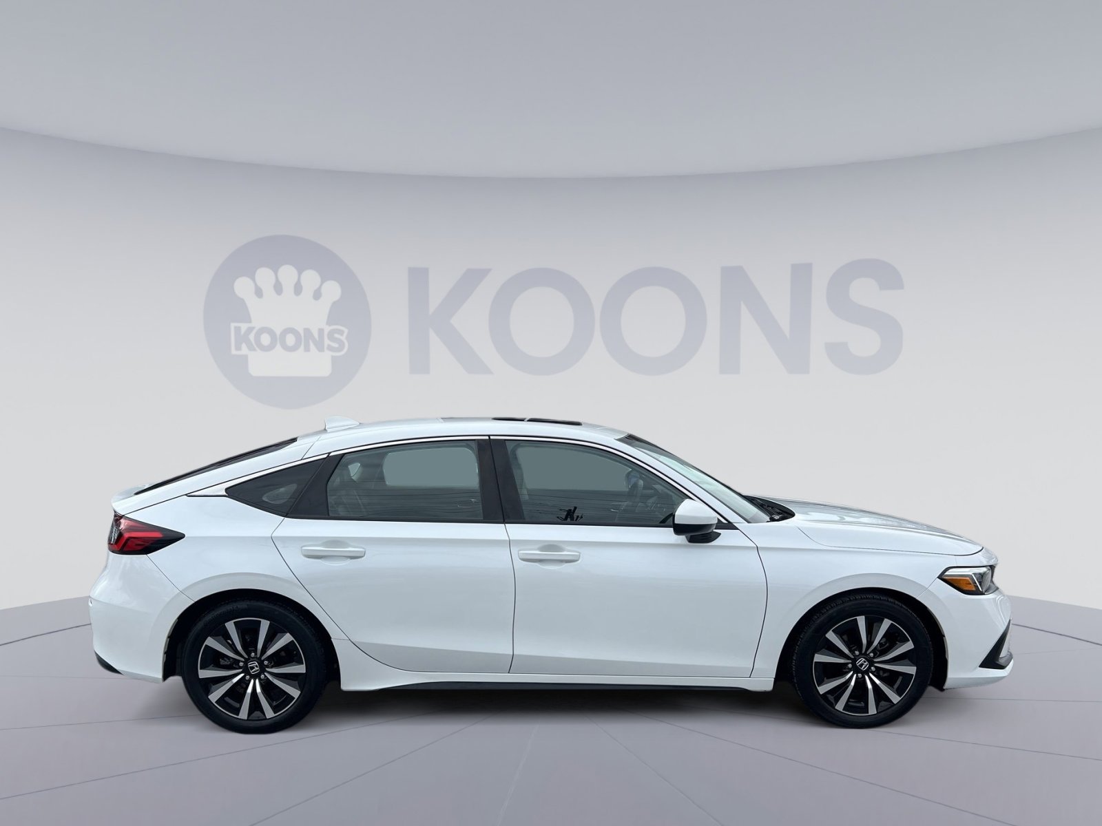 Used 2024 Honda Civic EX-L image 8