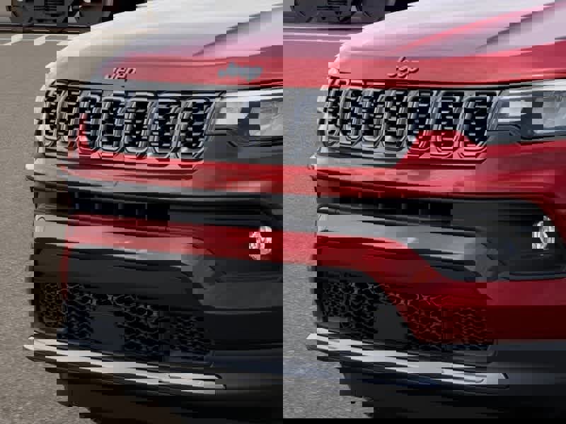 New 2026 Jeep Compass Latitude image 7