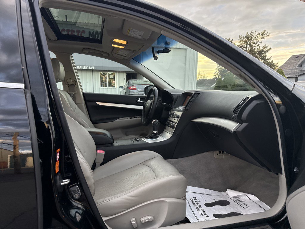 Used 2009 INFINITI G37 x Sedan AWD/4WD image 15