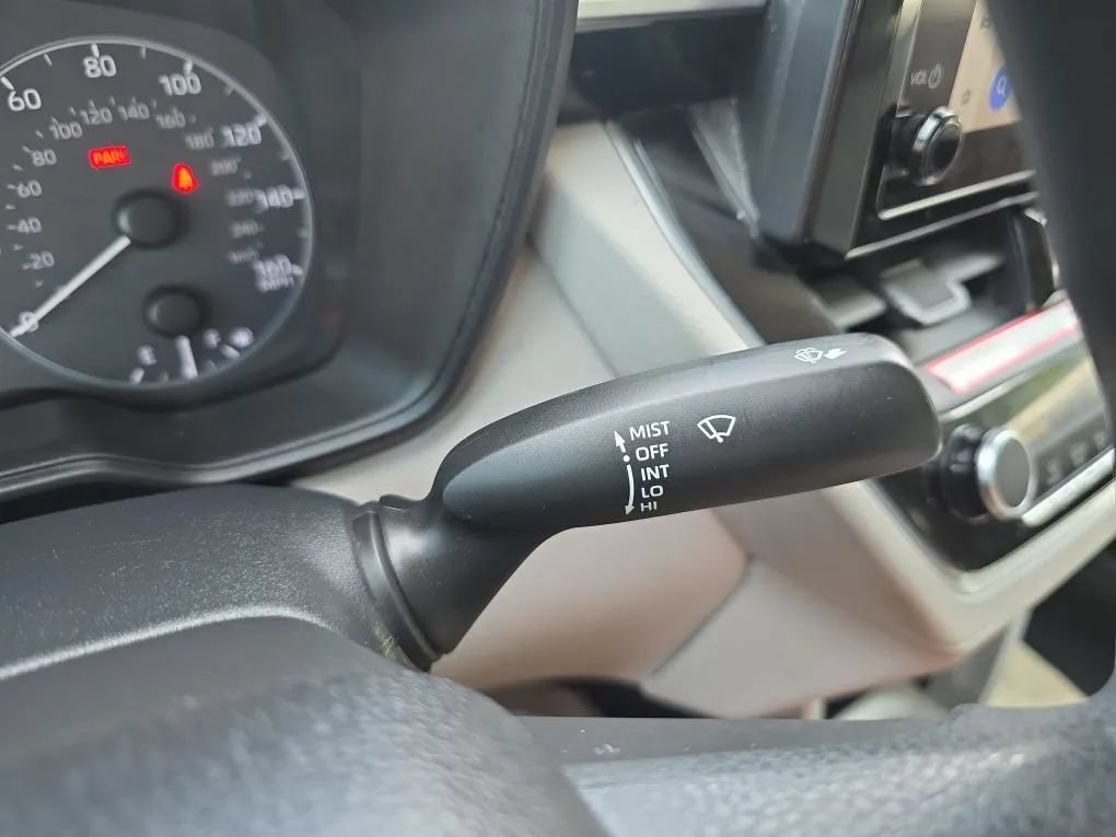Used 2024 Toyota Corolla Cross L FWD image 20
