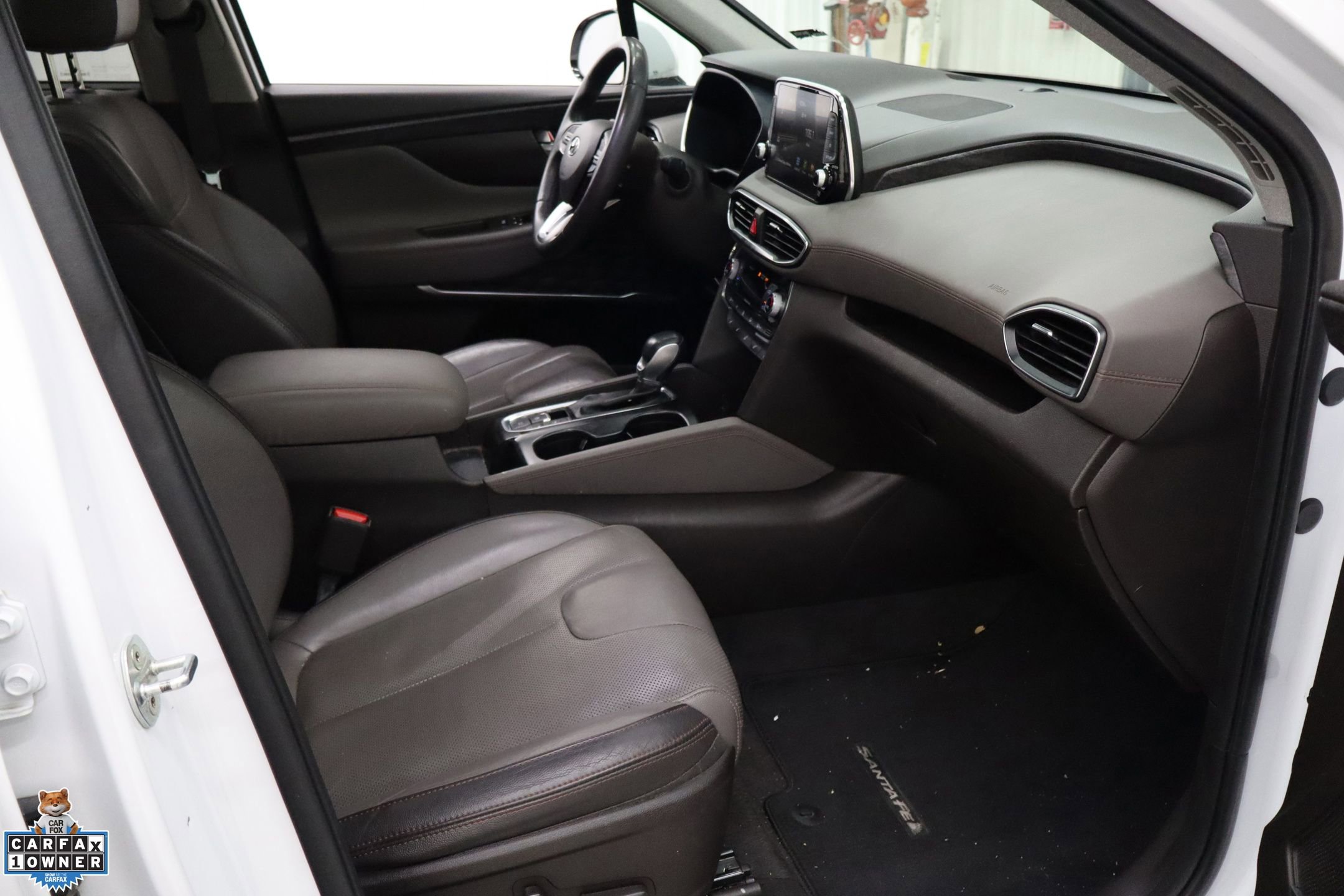 Used 2020 Hyundai Santa Fe Limited image 30