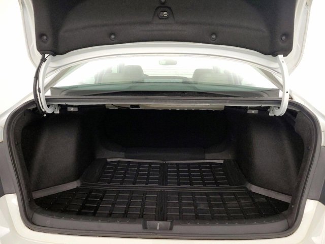 Used 2022 Honda Civic Touring image 9