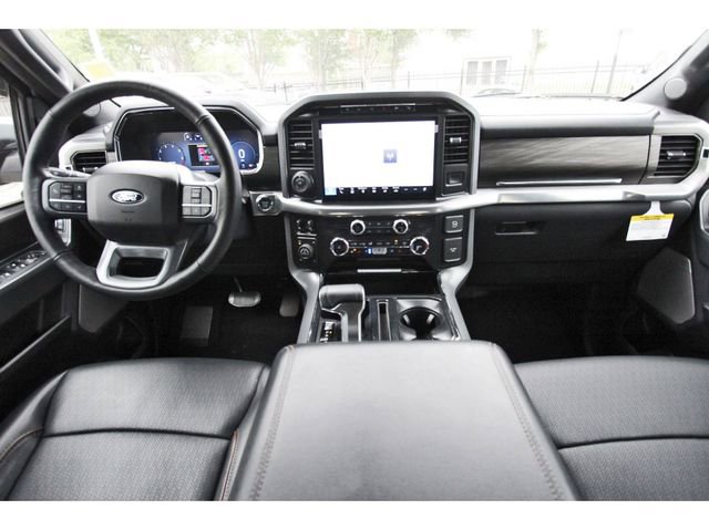 Used 2024 Ford F150 Lariat w/ FX4 Off-Road Package image 3