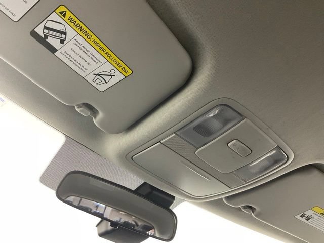Used 2025 Kia Soul LX w/ LX Technology Package FWD image 20