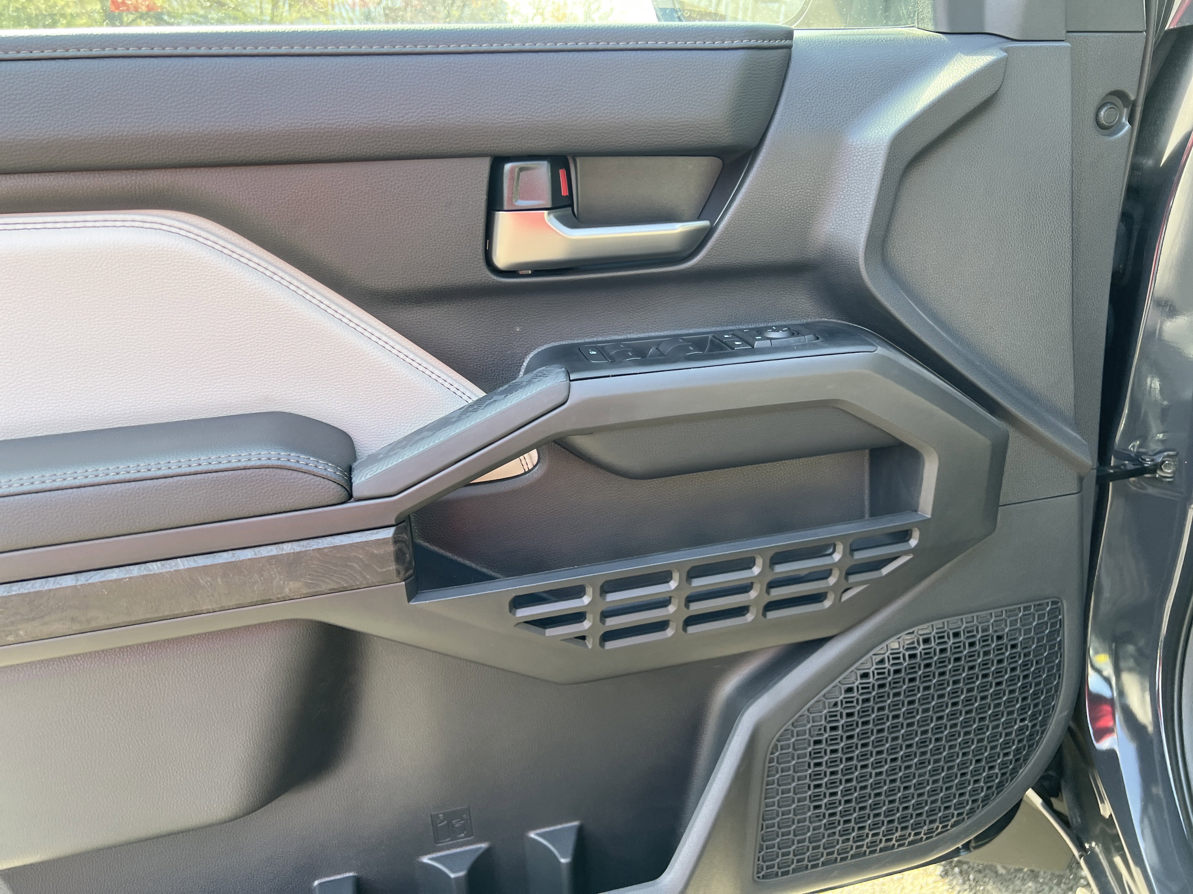 New 2026 Toyota Tacoma Limited image 10