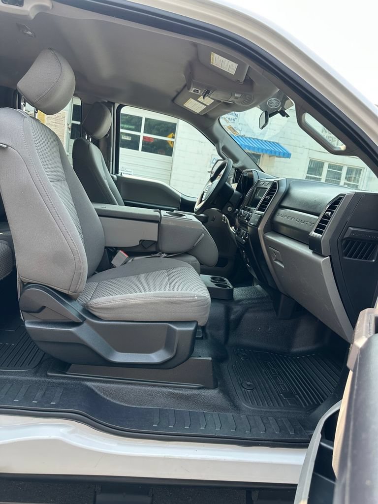 Used 2018 Ford F350 XLT w/ XLT Value Package AWD/4WD image 40
