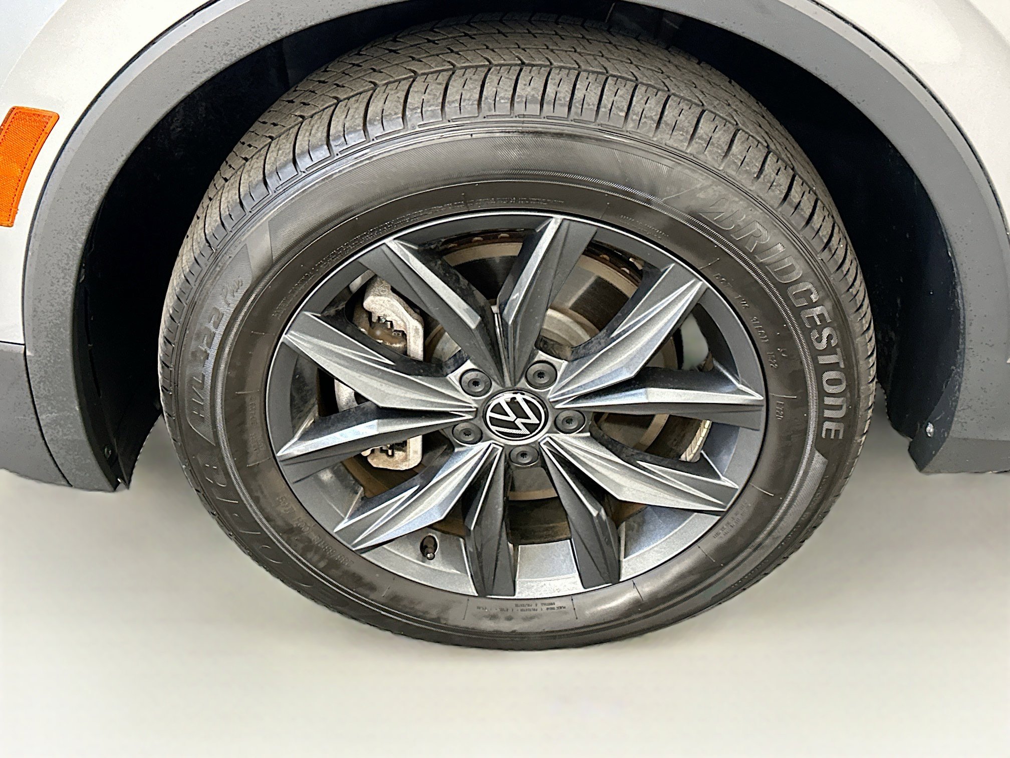 Used 2022 Volkswagen Tiguan SE image 11