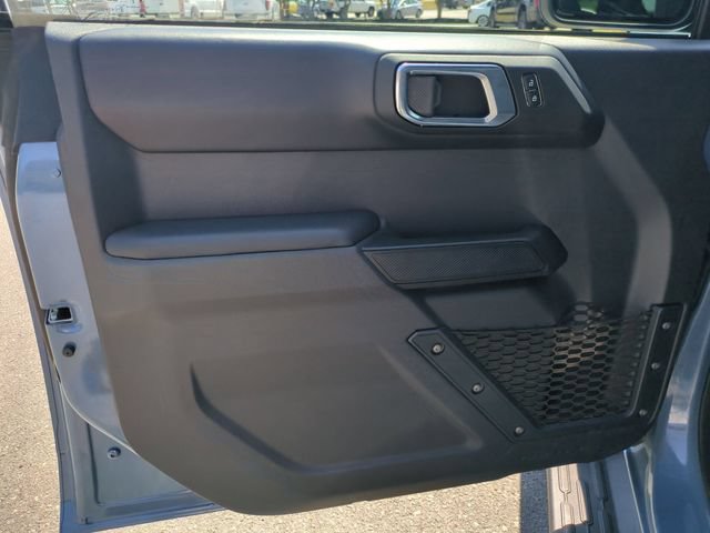 Used 2025 Ford Bronco Outer Banks AWD/4WD image 12