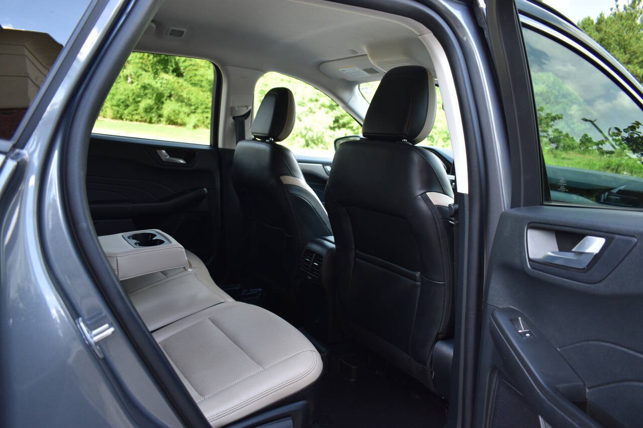 Used 2021 Ford Escape SEL AWD/4WD image 16