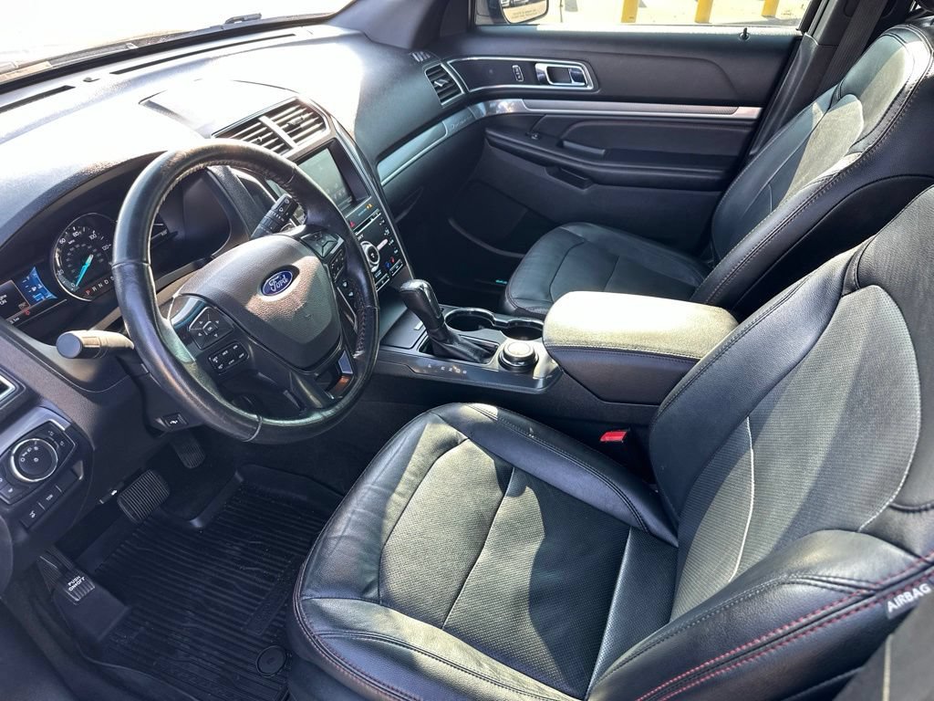 Used 2016 Ford Explorer Sport w/ Equipment Group 401A AWD/4WD image 14