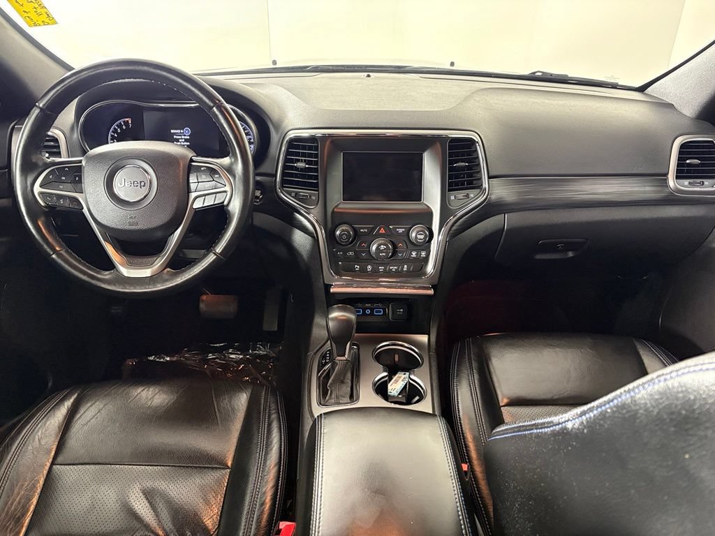 Used 2019 Jeep Grand Cherokee Laredo RWD image 45