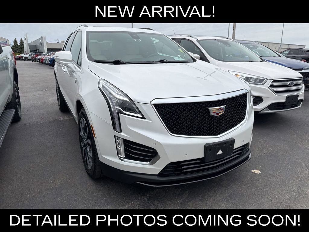 Used 2022 Cadillac XT5 Sportv AWD/4WD image 2