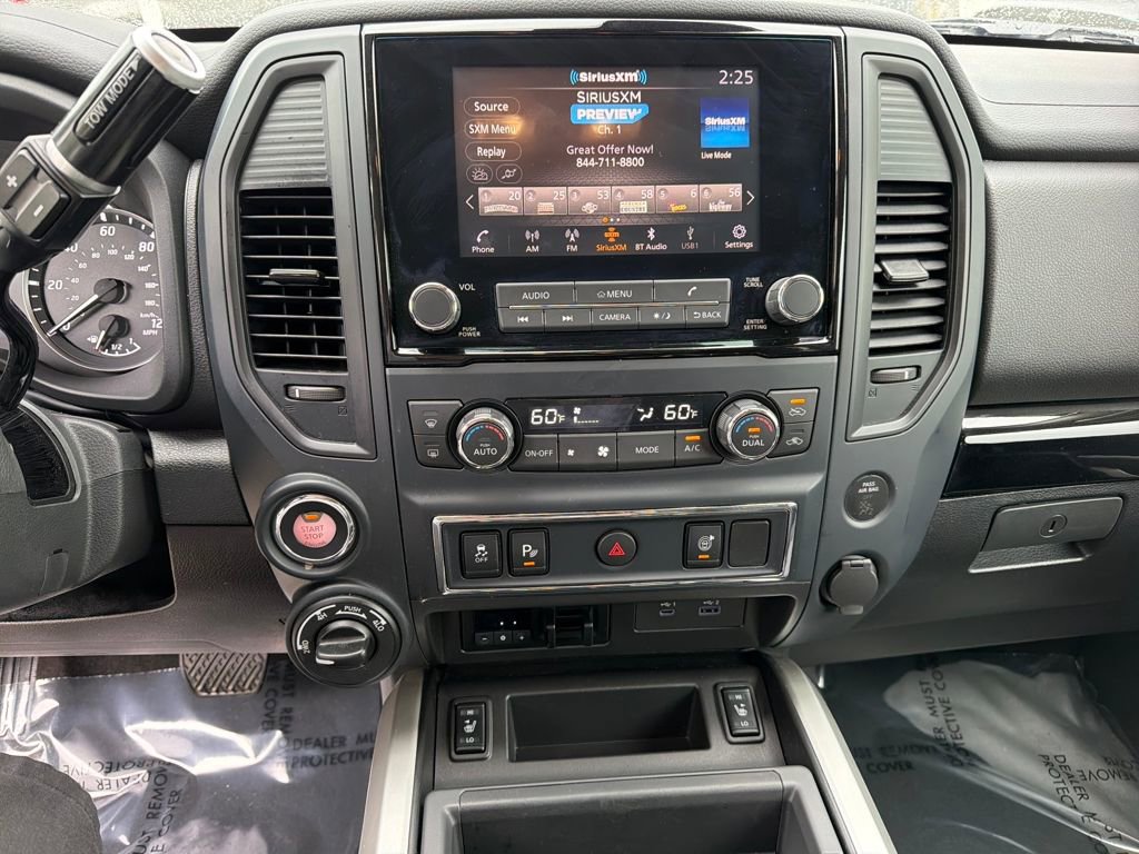 Used 2024 Nissan Titan SV w/ SV Convenience Package image 26