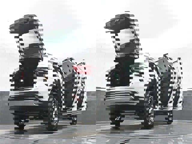 New 2026 Chevrolet Trax LT w/ LT Convenience Package image 52