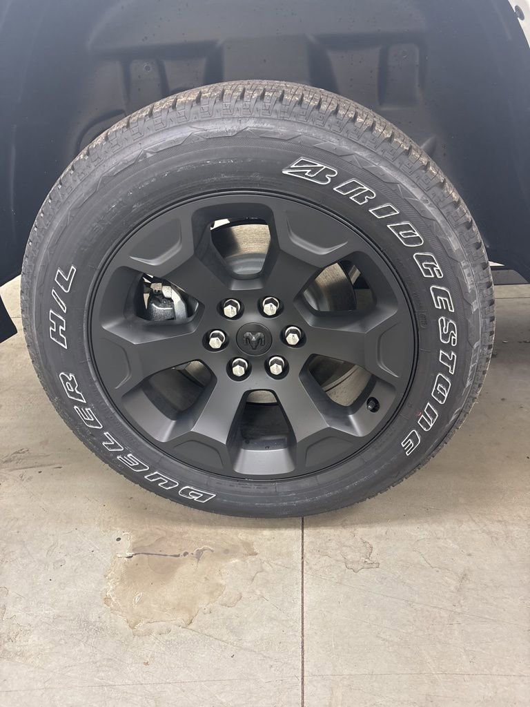 New 2026 RAM 1500 Big Horn w/ Night Edition image 38