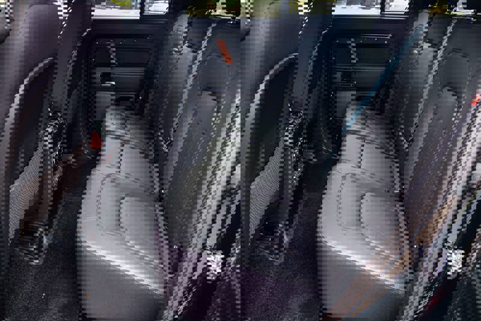 Used 2024 Land Rover Defender 110 X image 18