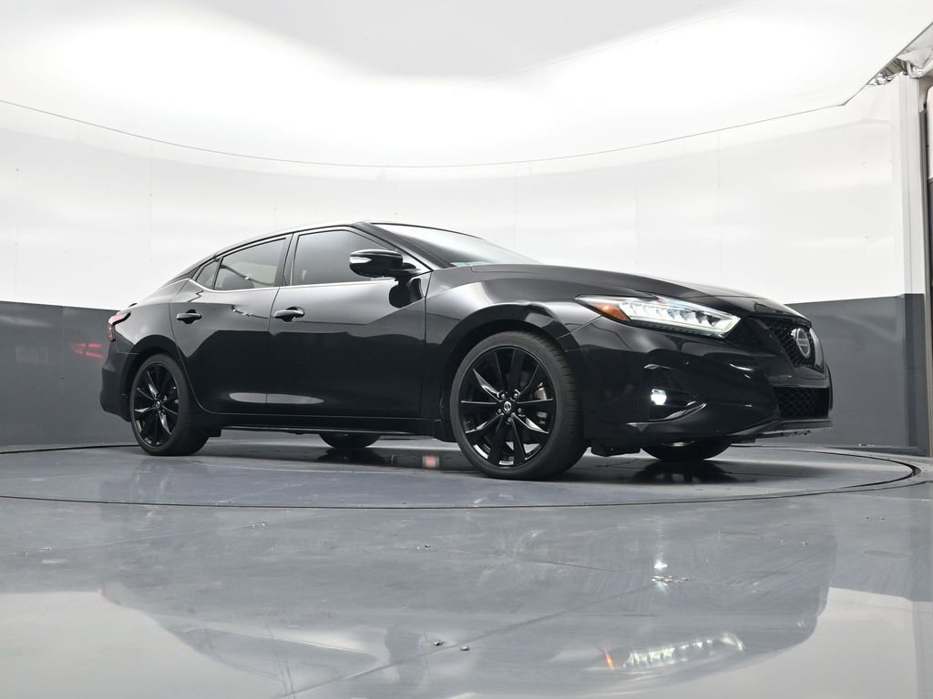 Used 2021 Nissan Maxima SR w/ Sport Mat Group FWD image 17