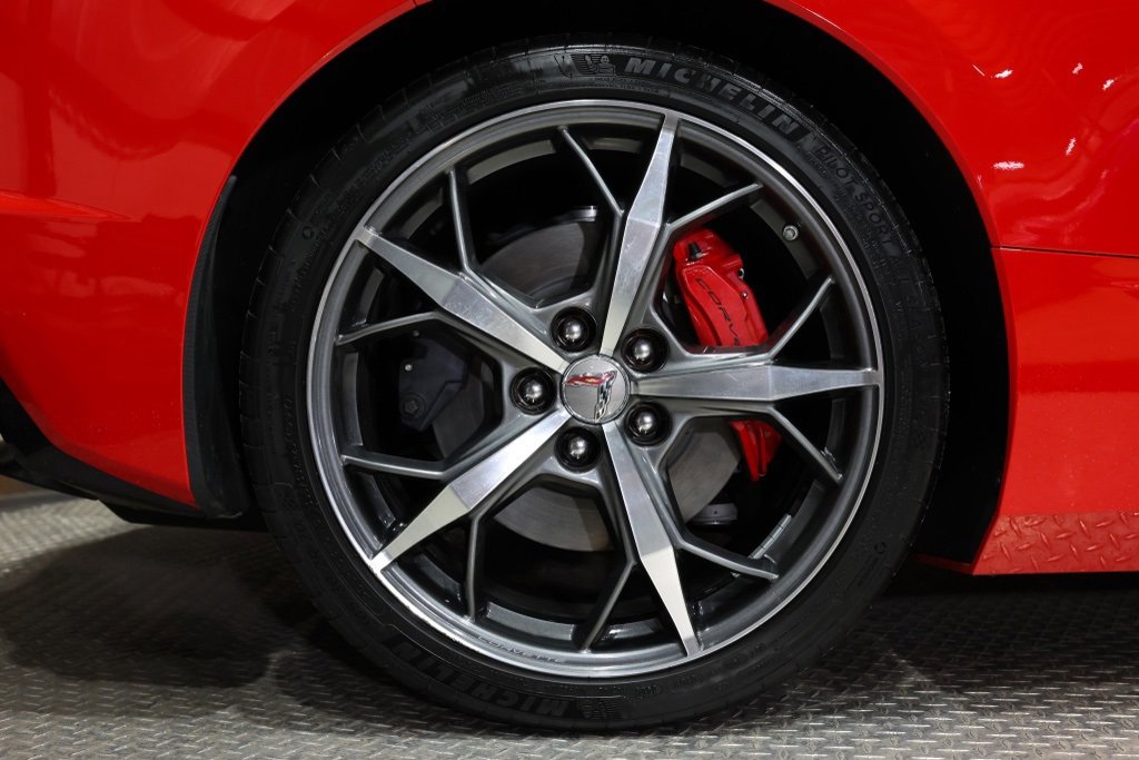 Used 2021 Chevrolet Corvette Stingray Premium Cpe w/ Engine Appearance Package image 28