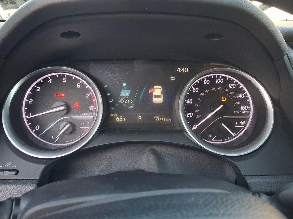 Used 2021 Toyota Camry LE AWD/4WD image 27