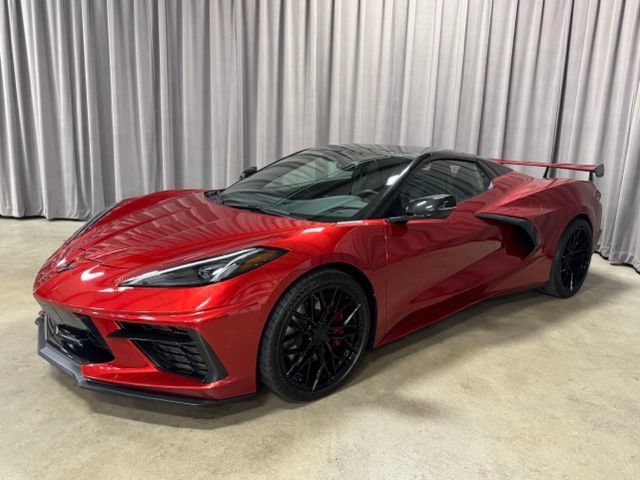 Used 2021 Chevrolet Corvette Stingray Convertible w/ Z51 Performance Package RWD image 4