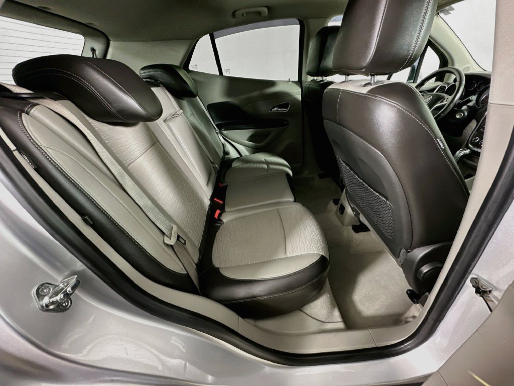 Used 2015 Buick Encore Convenience FWD image 7