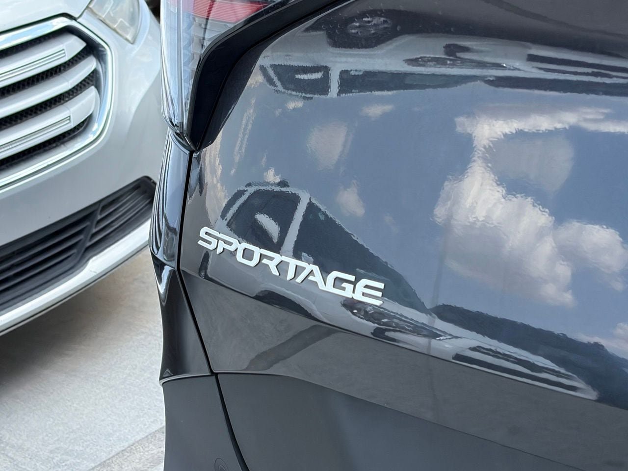 Used 2026 Kia Sportage LX FWD image 5
