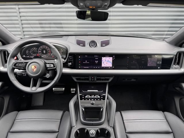 New 2026 Porsche Cayenne Coupe AWD/4WD image 18