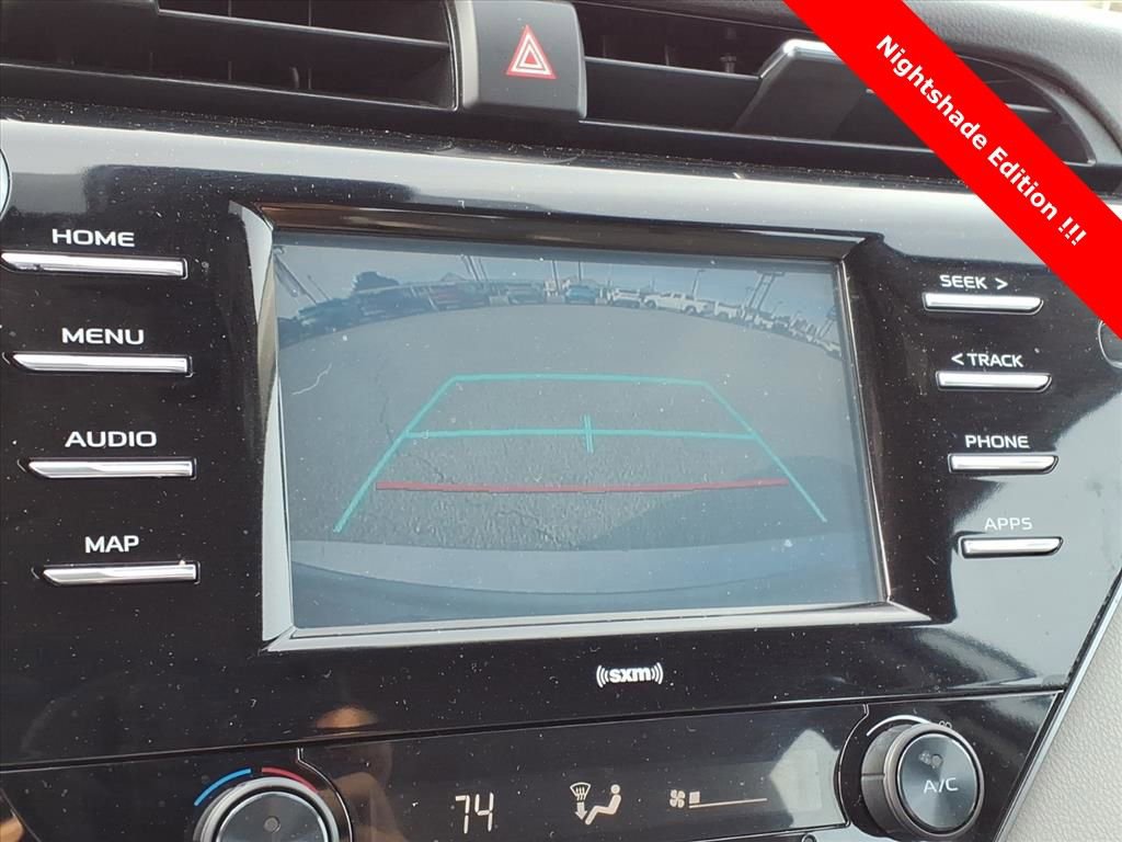 Used 2020 Toyota Camry SE image 18
