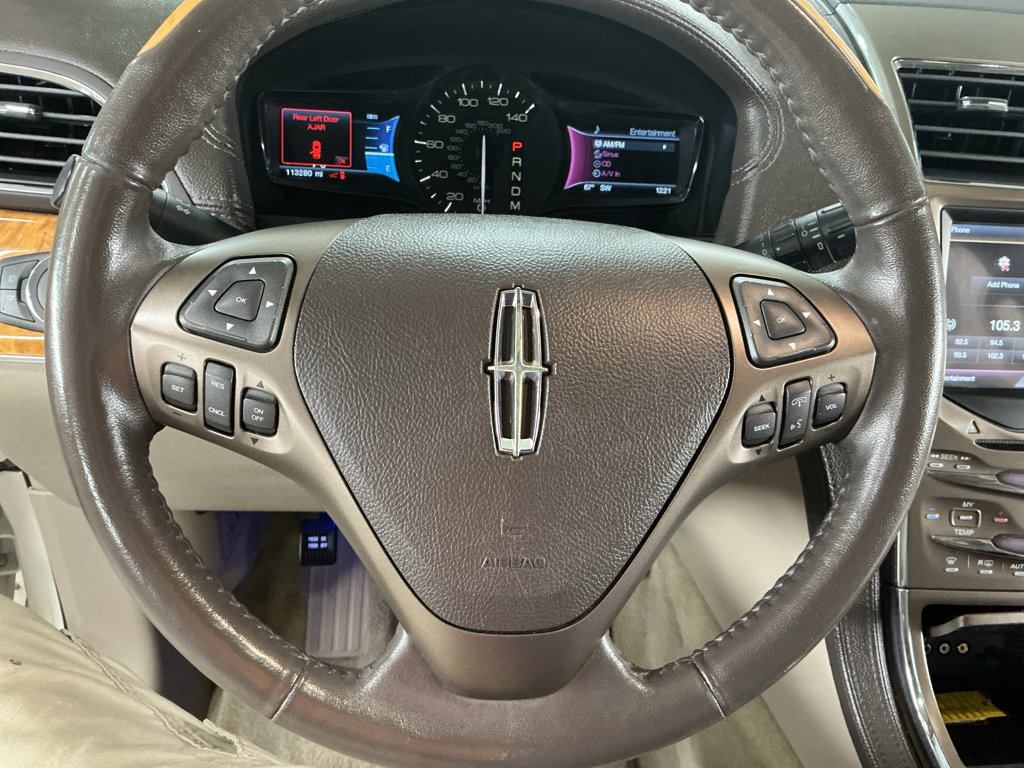 Used 2012 Lincoln MKX AWD image 9