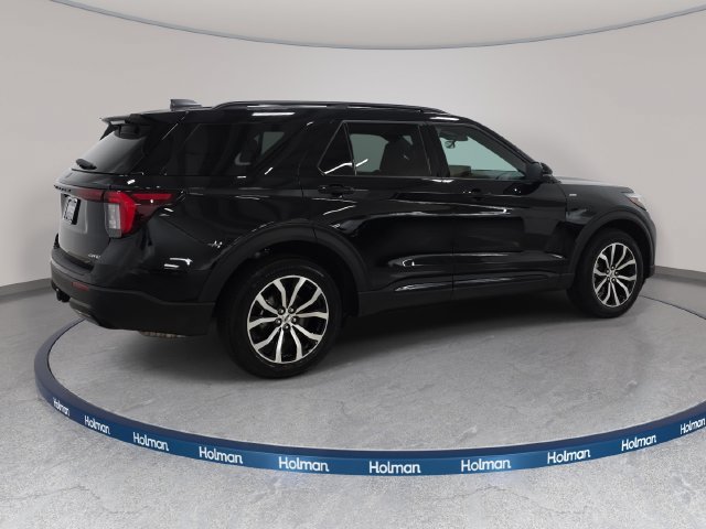Used 2026 Ford Explorer ST-Line AWD/4WD image 6