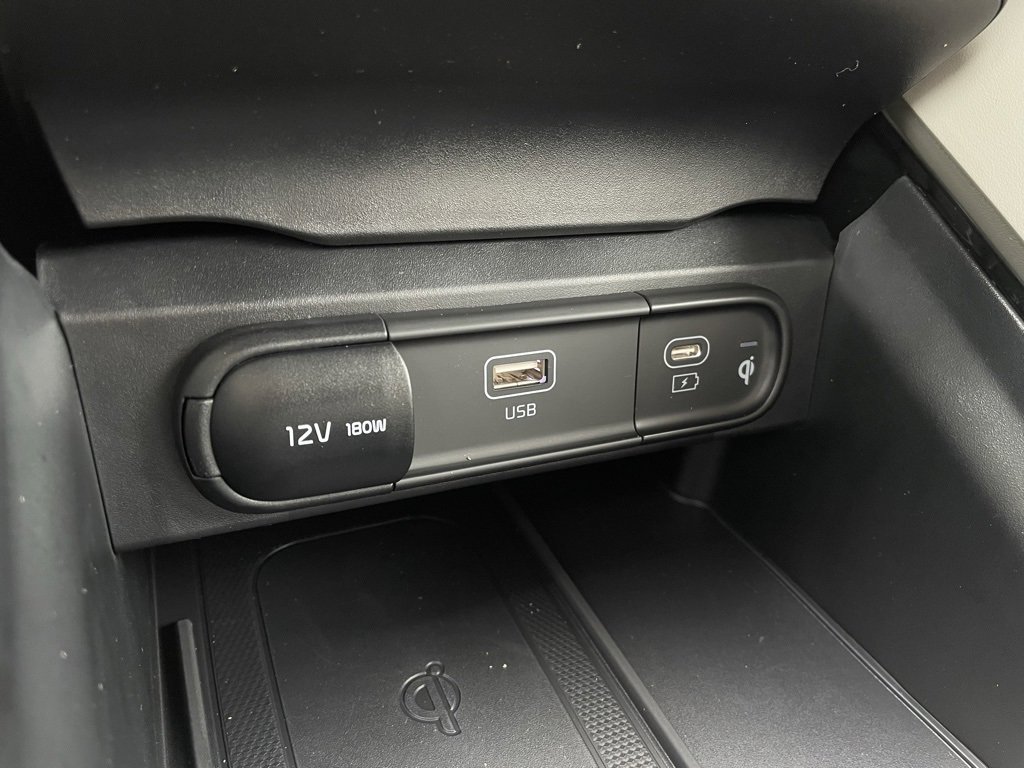 New 2025 Kia Telluride S image 19