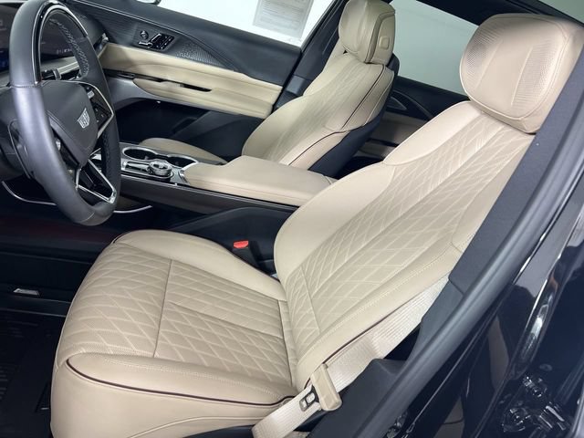 Used 2026 Cadillac Lyriq Signature Luxury w/ Nappa Leather Package AWD/4WD image 19