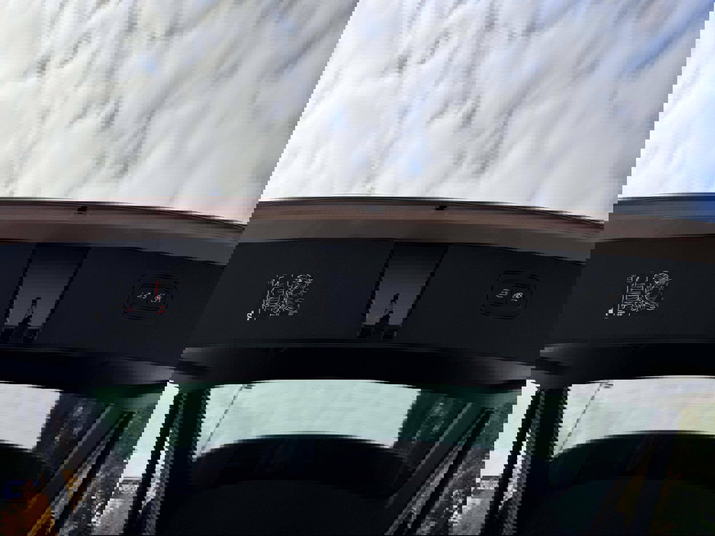 New 2026 Volvo XC90 B6 Ultra w/ Protection Package image 26