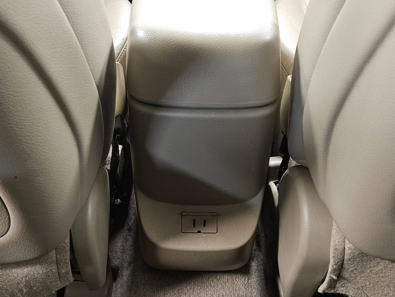 Used 2011 Toyota RAV4 Limited image 23