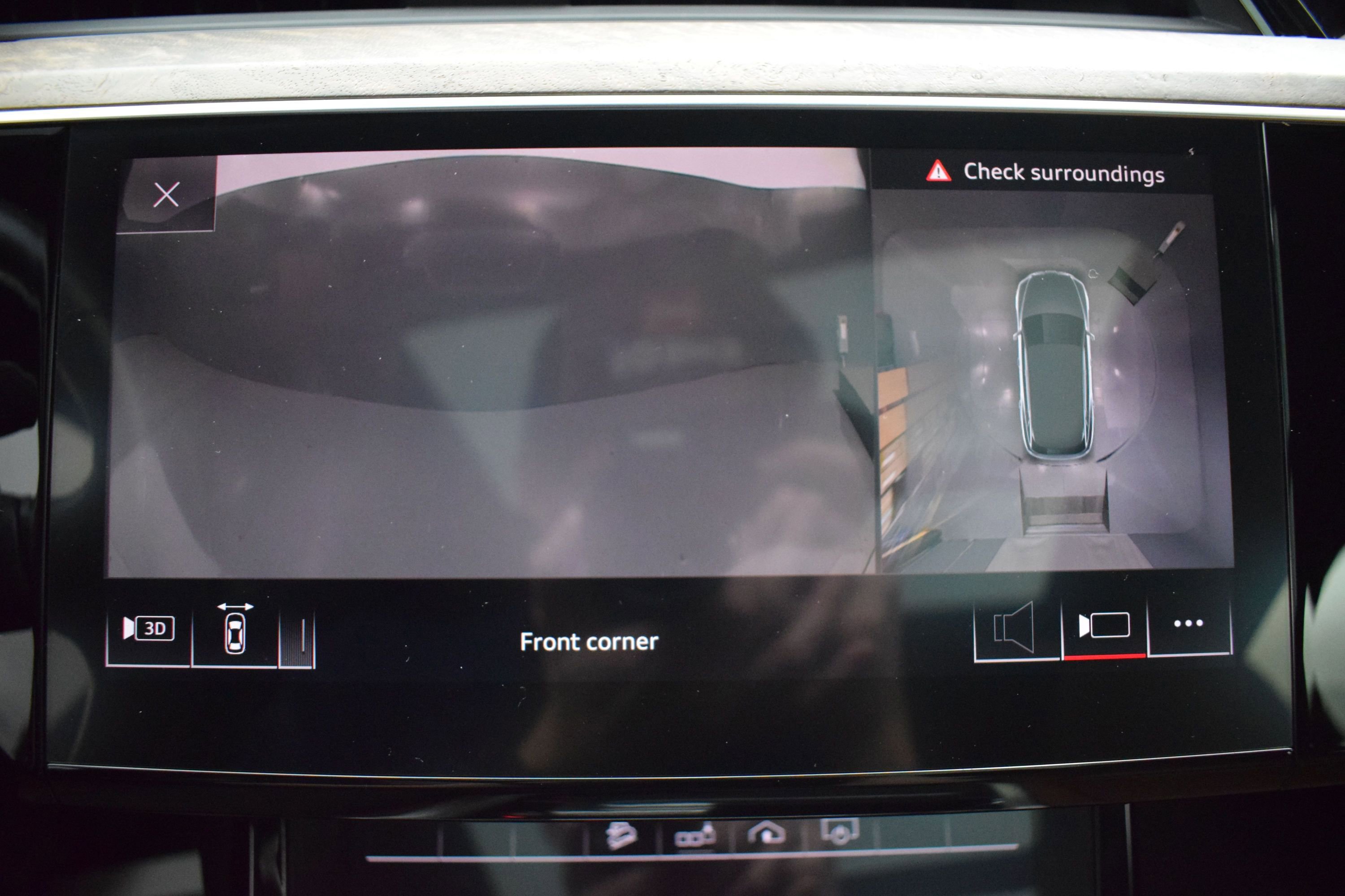 Used 2019 Audi e-tron Premium Plus AWD/4WD image 27