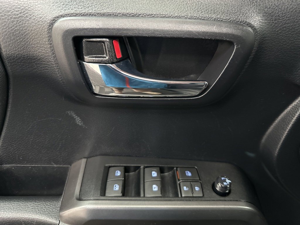 Used 2019 Toyota Tacoma TRD Sport image 20