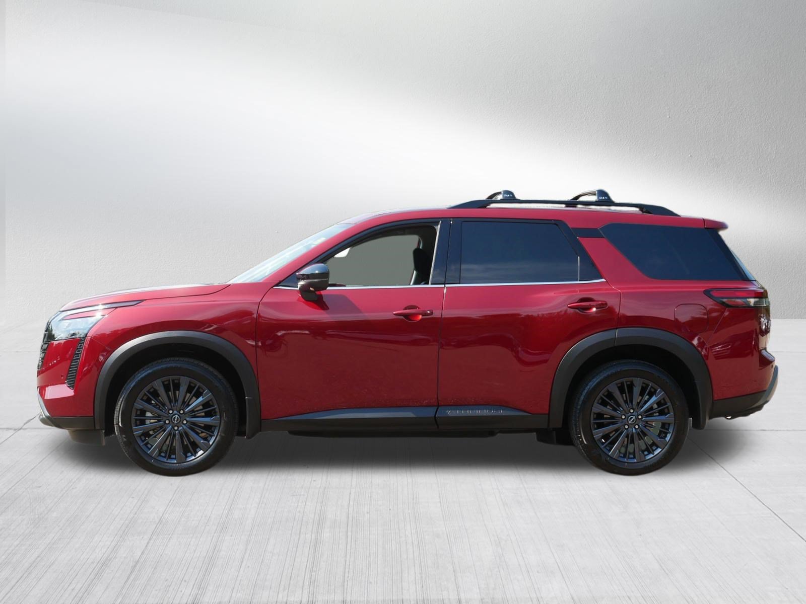 Certified 2026 Nissan Pathfinder SL w/ SL Premium Package AWD/4WD image 4
