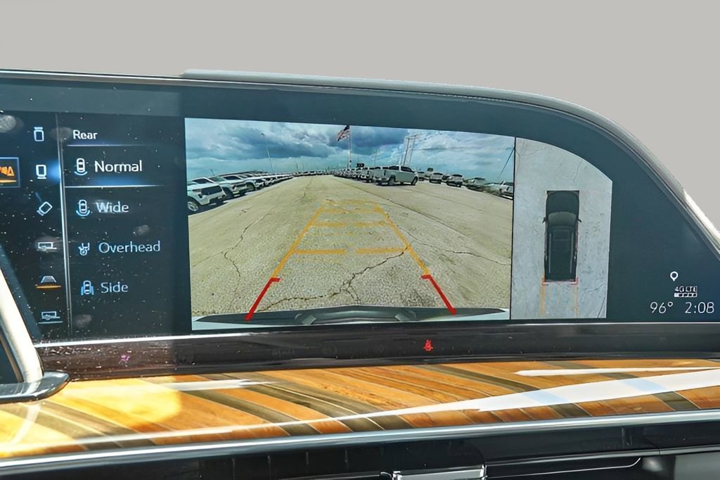 Certified 2024 Cadillac Escalade Sport Platinum w/ LPO, ONYX Package image 17